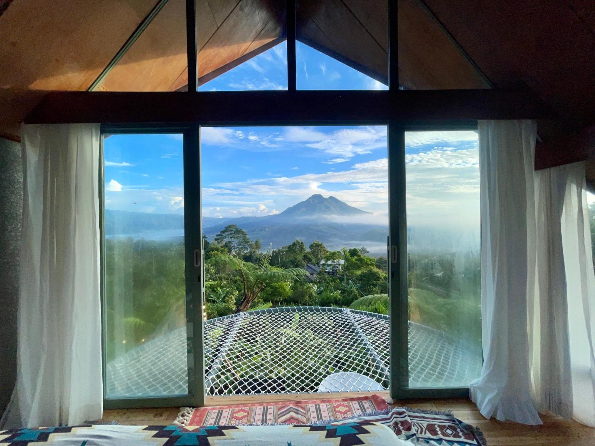 Black Wood Cabin Кинтамани Экстерьер фото