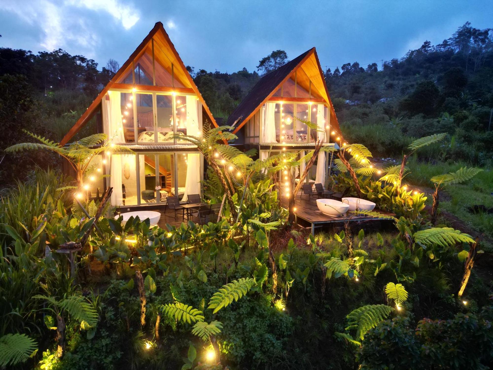 Black Wood Cabin Кинтамани Экстерьер фото
